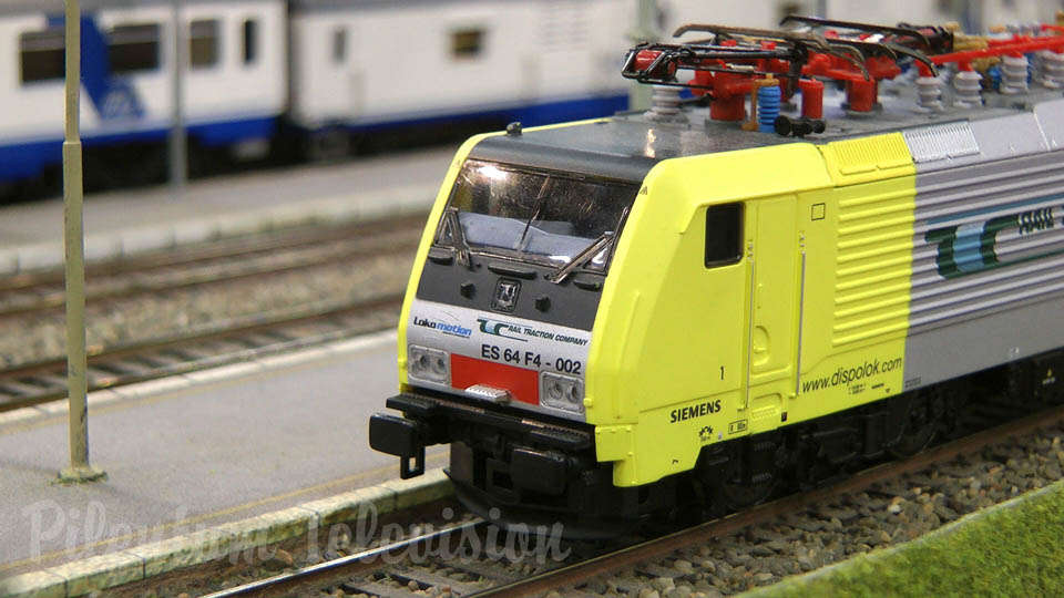 Model Railroad Layout by VBF Group with Italian High Speed Train Frecciarossa by Trenitalia